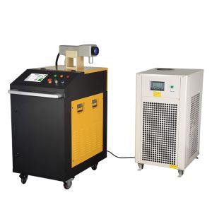 जंग हटाने के लिए आईपीजी लेजर स्रोत 500W के साथ लेजर सफाई मशीन