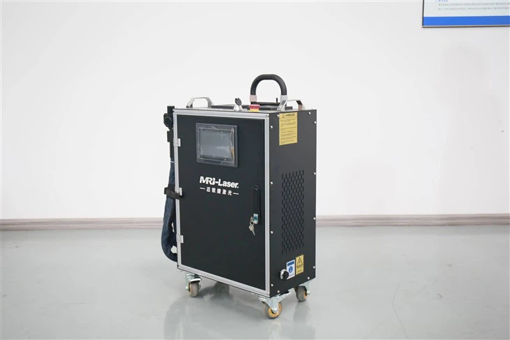 200W Luggage Type Laser Cleaning Machine For Paint And Rust Removal